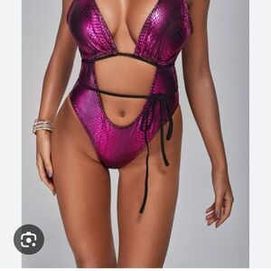 Women's Holographic Metallic Snakeskin Print Swimsuit Sexy Backless Cross